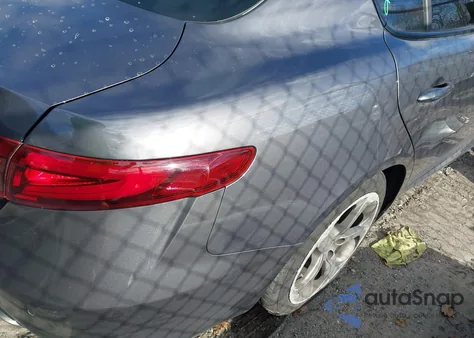 2019 Alfa Romeo Giulia Sport Rwd z USA, uszkodzony, nr VIN ZARFAMANXK7603353